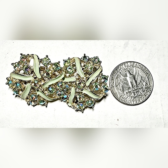 Brilliant 1950s lime green gold with Firestone Aurora borealis clip on earrings - Picture 2 of 8